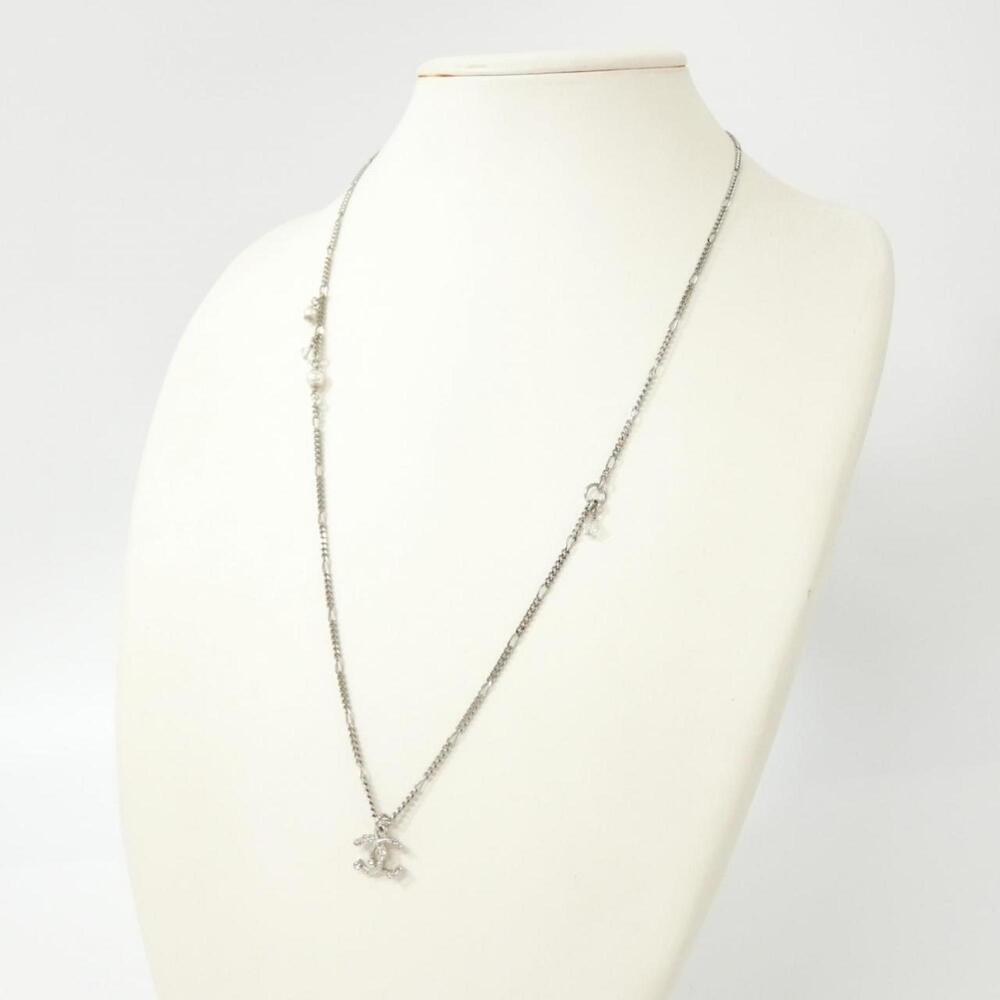 CHANEL Authentic White Necklace - Picture 6 of 6